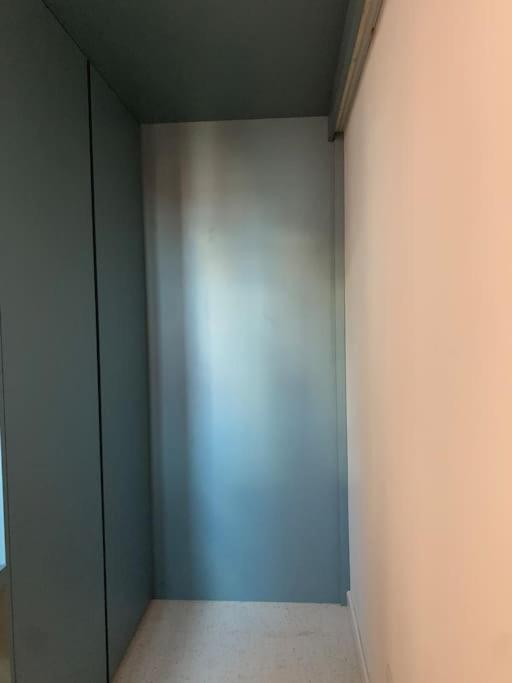 Lovely Studio Flat In Bocconi ميلان المظهر الخارجي الصورة
